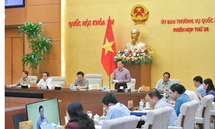 Hình ảnh tại phiên họp. Ảnh Quochoi.vn 