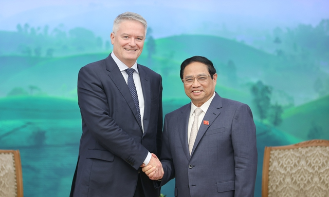 Thủ tướng Phạm Minh Chính tiếp Tổng Thư ký Tổ chức Hợp tác và Phát triển Kinh tế (OECD) Mathias Cormann. 