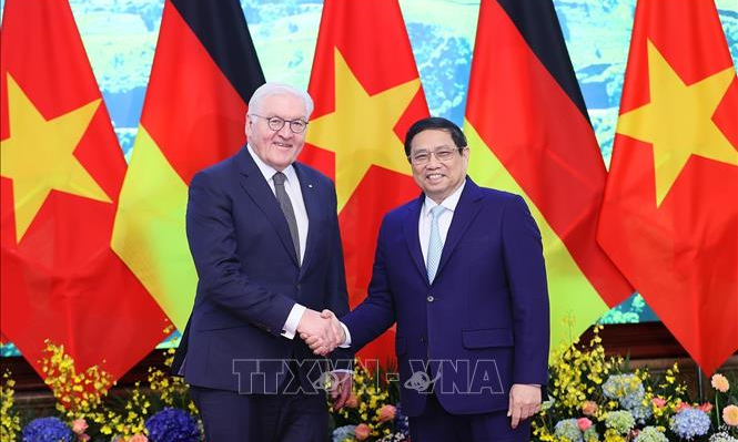 Thủ tướng Phạm Minh Chính hội kiến với Tổng thống Đức Frank-Walter Steinmeier. Ảnh: TTXVN 