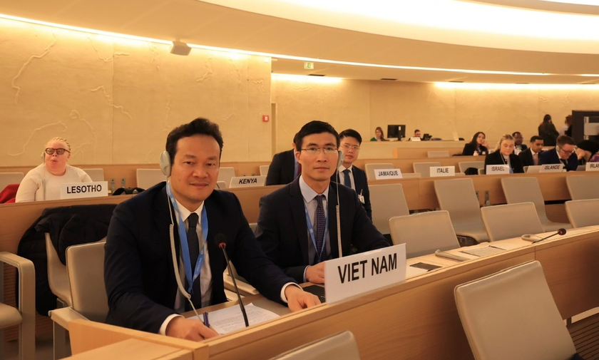Đại sứ Mai Phan Dũng, Trưởng Phái đoàn Thường trực của Việt Nam tại LHQ phát biểu tại Phiên họp. Ảnh: Anh Hiển/TTXVN.