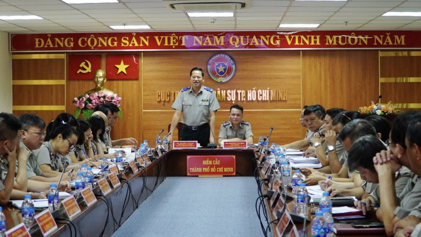 Phó Tổng cục trưởng Tổng cục THADS Nguyễn Văn Lực phát biểu kết luận tại buổi làm việc với Cục THADS TP.HCM (ảnh Cẩm Tú)
