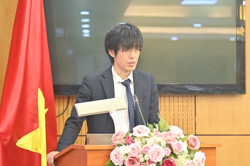 Ông Onishi Hiromichi, chuyên gia dài hạn của Dự án JICA tại Việt Nam phát biểu tại Hội thảo.