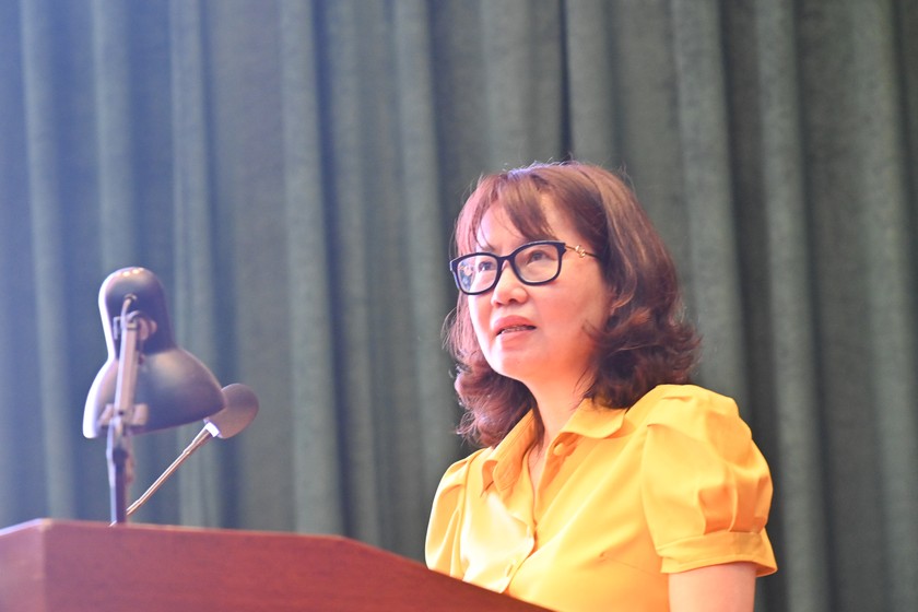 Bà Phan Thị Hồng Hà, Vụ trưởng Vụ Tổ chức cán bộ, Bộ Tư pháp nêu lên một số đề nghị.