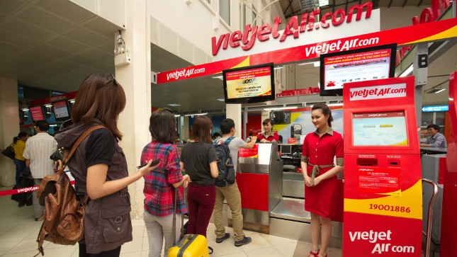 Vui hè sôi động cùng VietJet với 100.000 vé máy bay giá chỉ 99.000 đồng