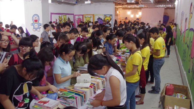 Gây quỹ từ 8000 cuốn sách cũ cho trẻ em nghèo