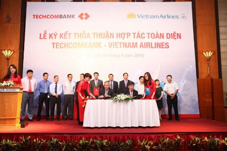 Vietnam Airlines - Techcombank ký kết thỏa thuận hợp tác toàn diện