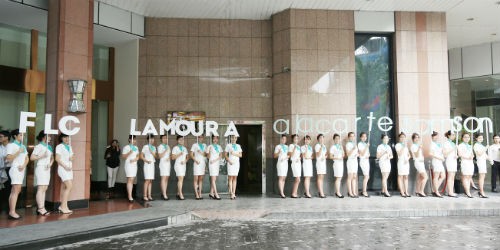 Lễ giới thiệu căn hộ khách sạn À la carte Sầm Sơn và biệt thự biển FLC L’Amoura được tổ chức tại khách sạn Melia Hà Nội sáng 8/11