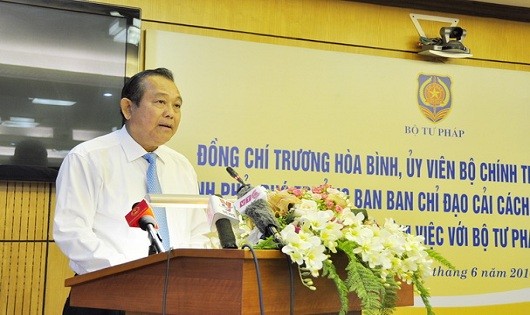 Phó Thủ tướng Trương Hòa Bình phát biểu tại buổi làm việc.