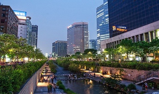  Dòng suối tái sinh giữa lòng Seoul