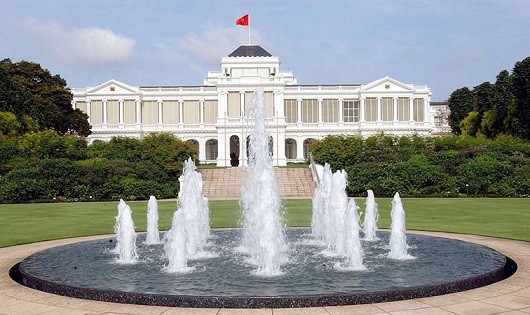 Tòa nhà Istana.