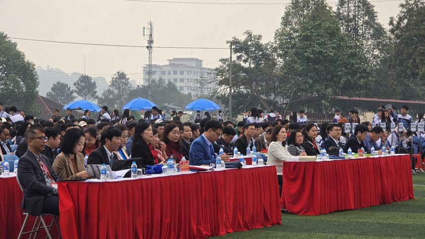 Các đại biểu tham dự ngày hội.