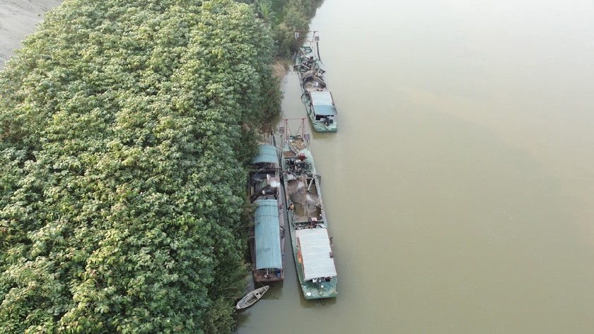 Lào Cai: Tăng cường quản lý việc khai thác cát sỏi lòng sông