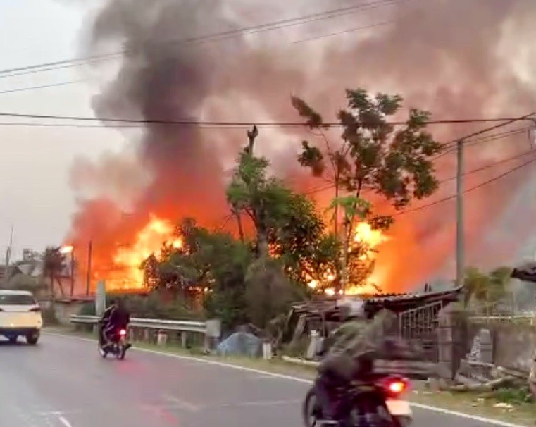 Lai Châu: Cháy lớn thiêu rụi hoàn toàn một ngôi nhà của người dân