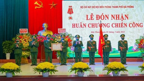 BĐBP TP Hải Phòng vinh dự đón nhận Huân chương Chiến công hạng Nhì