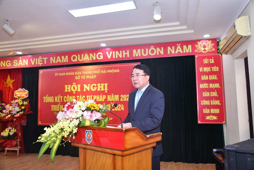 Phó chủ tịch UBND TP Lê Khắc Nam phát biểu tại hội nghị
