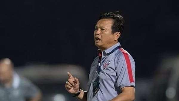 HLV trưởng tuyển Thái Lan từ chức sau thất bại ở King’s Cup 2019