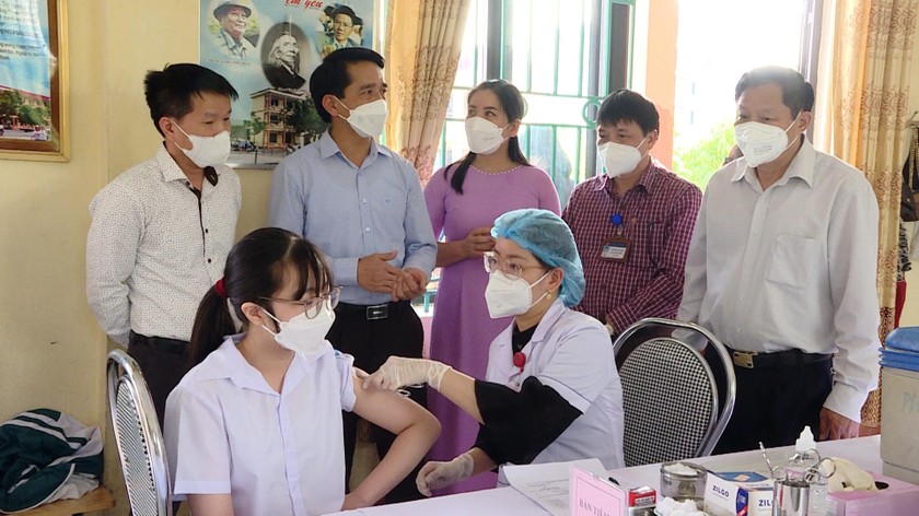 Ninh Bình bắt đầu triển khai tiêm vaccine COVID-19 cho trẻ từ 5-12 tuổi