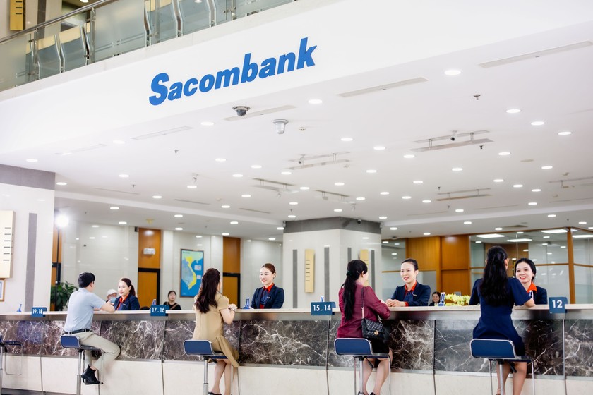 Lấy khách hàng làm trọng tâm, Sacombank tập trung cải tiến sản phẩm dịch vụ theo hướng số hóa, đồng thời không ngừng nâng cao chất lượng phục vụ, hướng đến một trải nghiệm liền mạch và toàn diện.