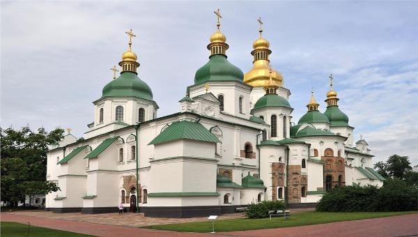 Nhà thờ Chính tòa Thánh St Sophia- Kiệt tác nổi tiếng nhất nhì Đông Âu