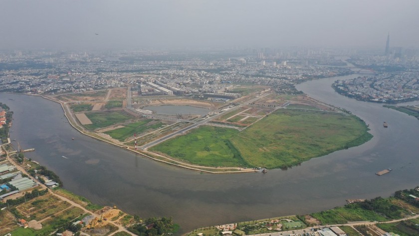 Khu đô thị Van Phúc được bao quanh bởi sông Sài Gòn