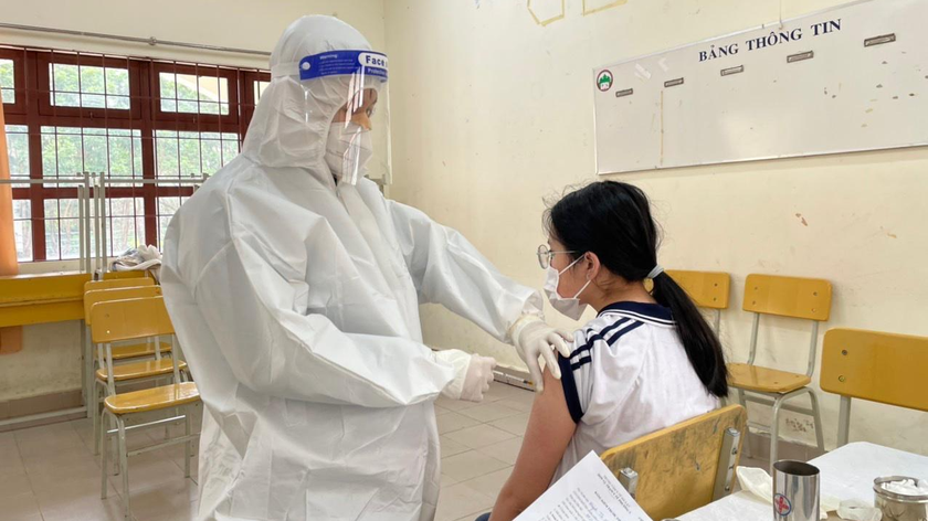 Tiêm vaccine covid 19 cho đối tượng từ 12 đến dưới 18 tuổi ở Lâm Đồng.