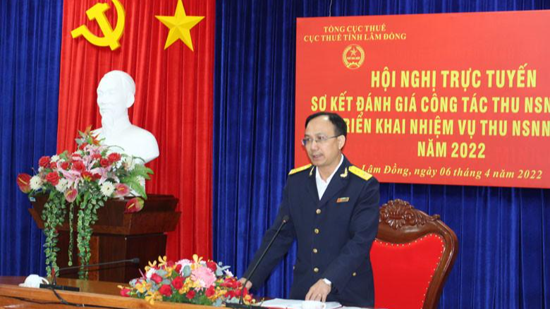 Trần Phương- Cục trưởng Cục thuế tỉnh Lâm Đồng phát biểu tại hội nghị.