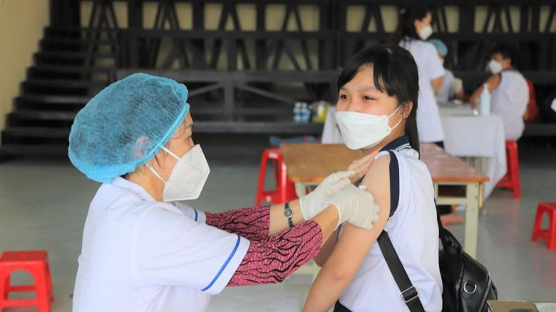 Lâm Đồng phân bổ hơn 13 ngàn liều vaccine COVID-19 cho trẻ từ 11 đến dưới 12 tuổi