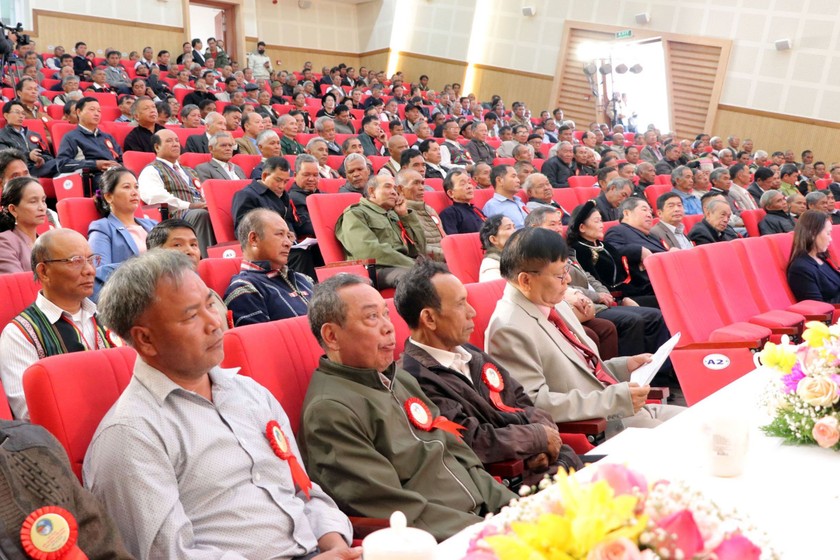 Hơn 400 người có uy tín trong đồng bào DTTT ở Lâm Đồng là cầu nối tuyên truyền chính sách của Đảng, pháp luật của Nhà nước đến người dân.