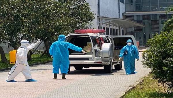 Bệnh nhân nữ 23 tuổi từng làm việc tại Đà Nẵng hiện đã được đưa về điều trị tại Trung tâm điều trị bệnh nhân COVID-19 cơ sở 2 của Bệnh viện Trung ương Huế.