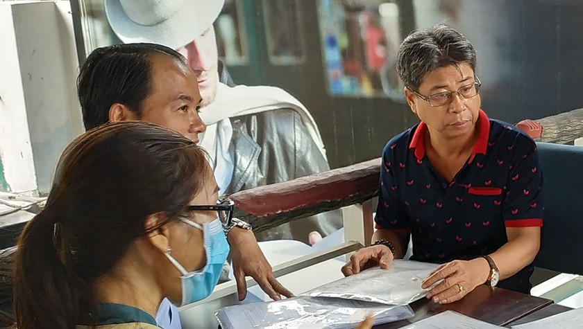 Nhiều khách hàng bức xúc vì mua phải dự án Nhóm nhà phố đường Nguyễn Oanh không có thật.  