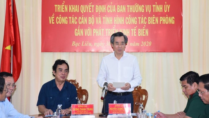 Bí thư Tỉnh ủy Bạc Liêu Nguyễn Quang Dương, phát biểu tại buổi làm việc với Bộ Chỉ huy Bộ đội Biên phòng tỉnh.