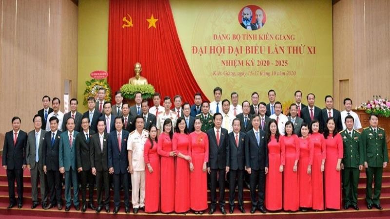  Ban Chấp Ban Chấp hành Đảng bộ tỉnh khóa XI ra mắt Đại hội. (Ảnh: BTC cung cấp)
