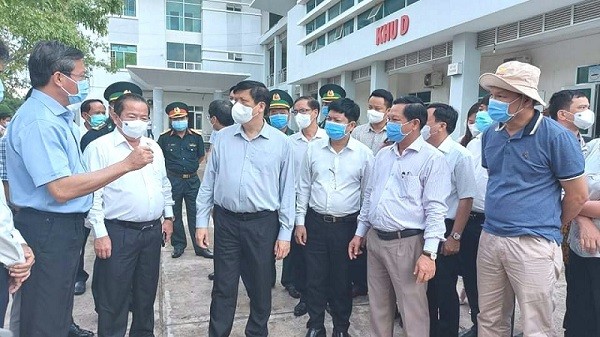 Kiên Giang kiến nghị Bộ Y tế hỗ trợ lực lượng xử lý tình huống dịch lây lan cộng đồng 