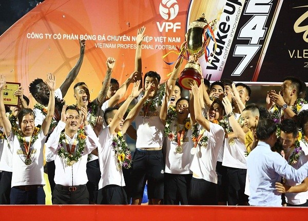 CLB bóng đá Hà Nội vô địch V-League 2019