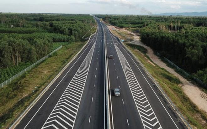 Sẽ đầu tư thêm hơn 700 km đường cao tốc Bắc - Nam.