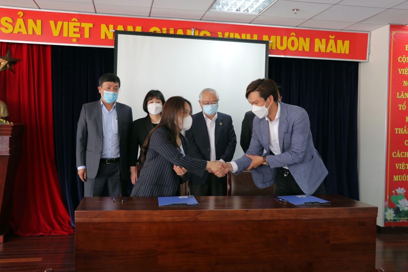 15 doanh nghiệp, hợp tác xã, hộ sản xuất của tỉnh Lâm Đồng ký kết biên bản hợp tác với Công ty cổ phần Dịch vụ Thương mại tổng hợp WinCommerce.