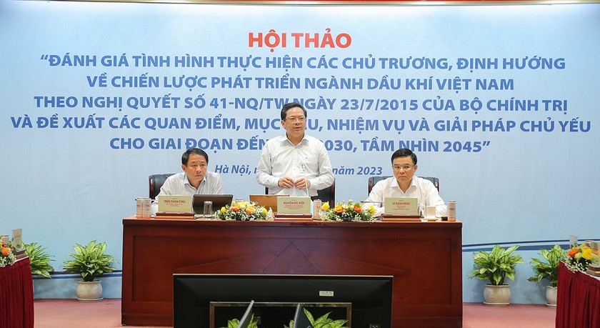 Ông Nguyễn Đức Hiển - Phó Trưởng Ban Kinh tế Trung ương phát biểu tại hội thảo.