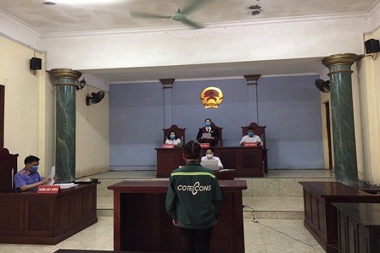 Trịnh Thị Lành tại phiên tòa.