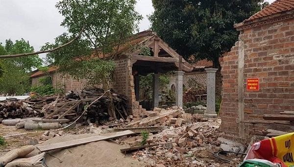 Tại chùa Tranh, xã Đồng Tâm (Ninh Giang, Hải Dương) vừa xảy ra vụ chết người do tai nạn sập tường khi đang thi công tu bổ công trình.