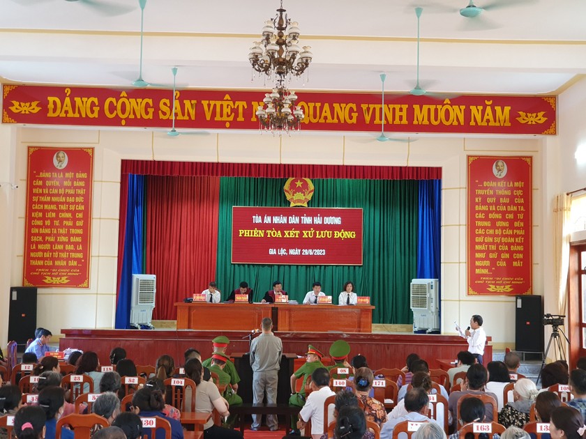 Sáng 29/6, Tòa án Nhân dân tỉnh Hải Dương mở phiên xét xử sơ thẩm lưu động đối với Nguyễn Nam Trượng về tội giết người. 