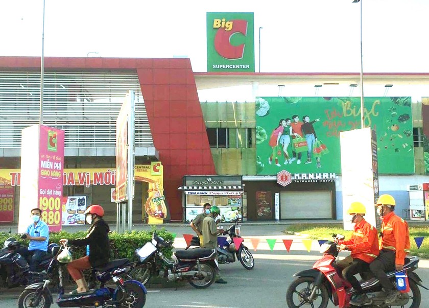 Khoanh vùng cách ly khu vực siêu thị Big C Đồng Nai (phường Long Bình Tân, TP Biên Hòa) trong 21 ngày.