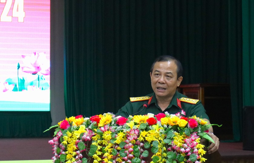 Đại tá Vũ Văn Điền đề nghị cơ quan công an rà soát những trường hợp thanh niên đã trúng tuyển NVQS nhưng vi phạm pháp luật để có phương án xử lý.