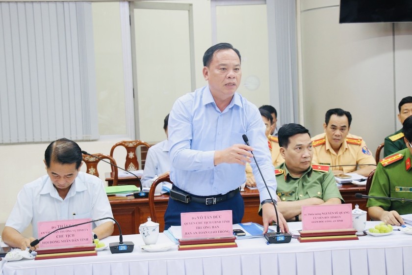 Quyền Chủ tịch UBND tỉnh Đồng Nai Võ Tấn Đức phát biểu tại buổi giám sát