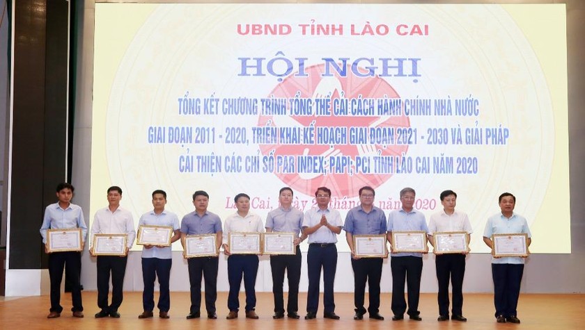 Lào Cai cắt giảm 908 thủ tục hành chính cấp tỉnh, huyện, xã