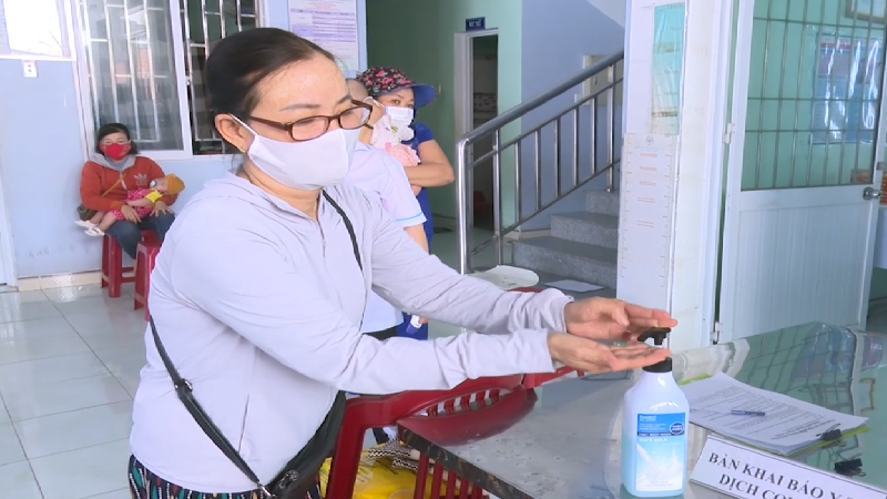 Thành phố Quảng Ngãi thực hiện tiêm chủng an toàn cho trẻ giữa mùa dịch Covid-19