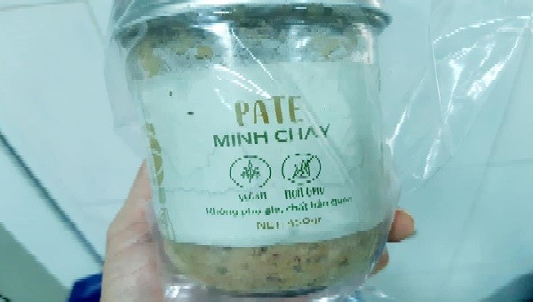 Một sư cô ở Quảng Nam bị ngộ độc sau khi ăn bánh mì có pate Minh Chay