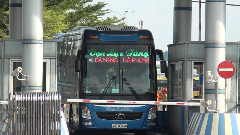 Dỡ lệnh giãn cách trên phương tiện vận tải khách từ Đà Nẵng