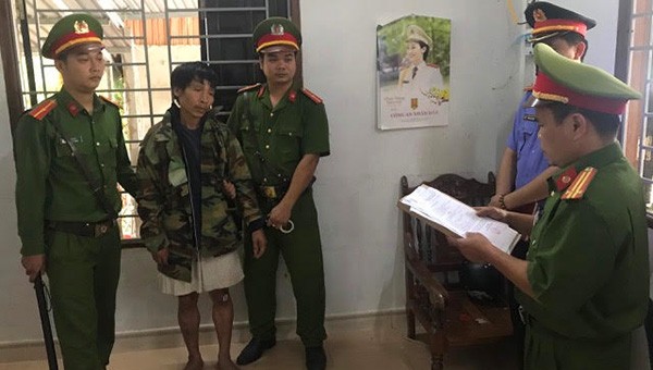 Lực lượng công an tiến hành bắt giữ đối với Hồ Văn Liên (36 tuổi, trú huyện A Lưới, TT-Huế)