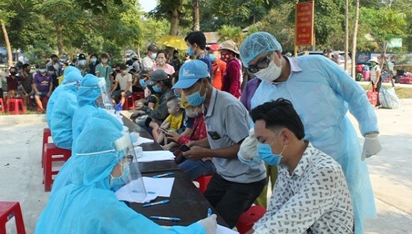 Tính đến sáng ngày 31/3, tỉnh Thừa Thiên Huế đang theo dõi và cách ly 4.946 trường hợp trở về từ nước ngoài.