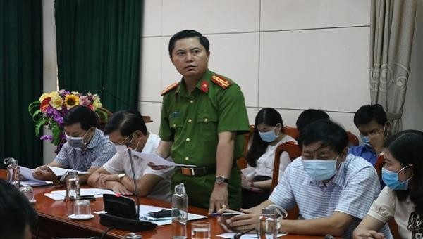 Đại tá Nguyễn Tiến Hoàng Anh, Phó Giám đốc Công an tỉnh Quảng Bình thông tin về tình hình bảo đảm an ninh trật tự phục vụ cuộc bầu cử.
